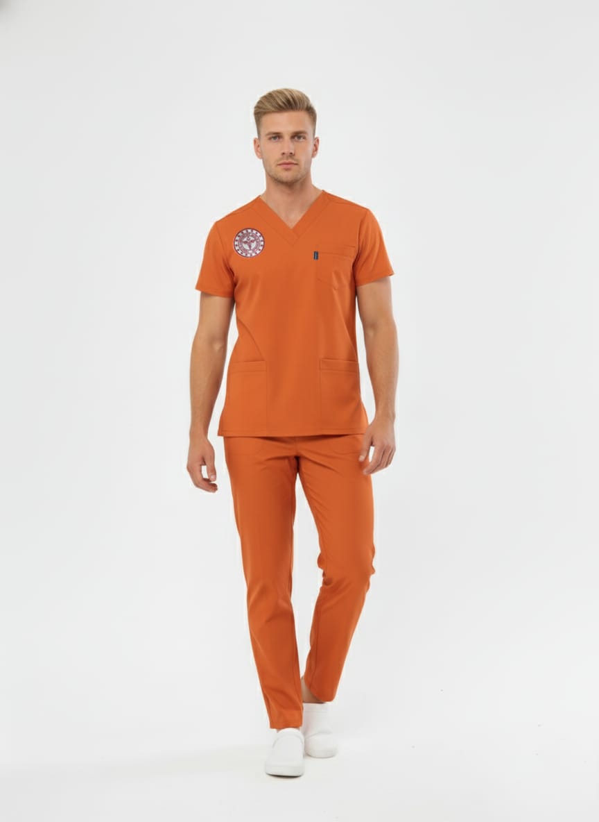 Turuncu Klinik Destek İşçi Forması Likralı Scrubs Takım (Yeni Yönetmeliğe Uygun - Orange Ochre) - Class ÜniformaMedikal Scrubs