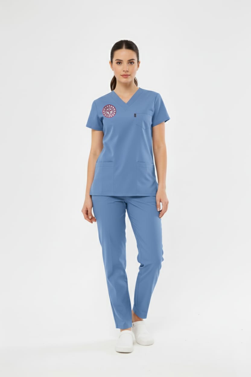 Alaska Mavisi Doktor Hekim Forması Likralı Scrubs Takım (Yeni Yönetmeliğe Uygun - Alaskan Blue) - Class ÜniformaMedikal Scrubs