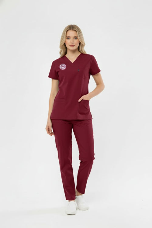 Bordo Lisans-Lisansüstü Hastane Forması Likralı Scrubs Takım(Yeni Yönetmeliğe Uygun - Biking Red) - Class ÜniformaMedikal Scrubs