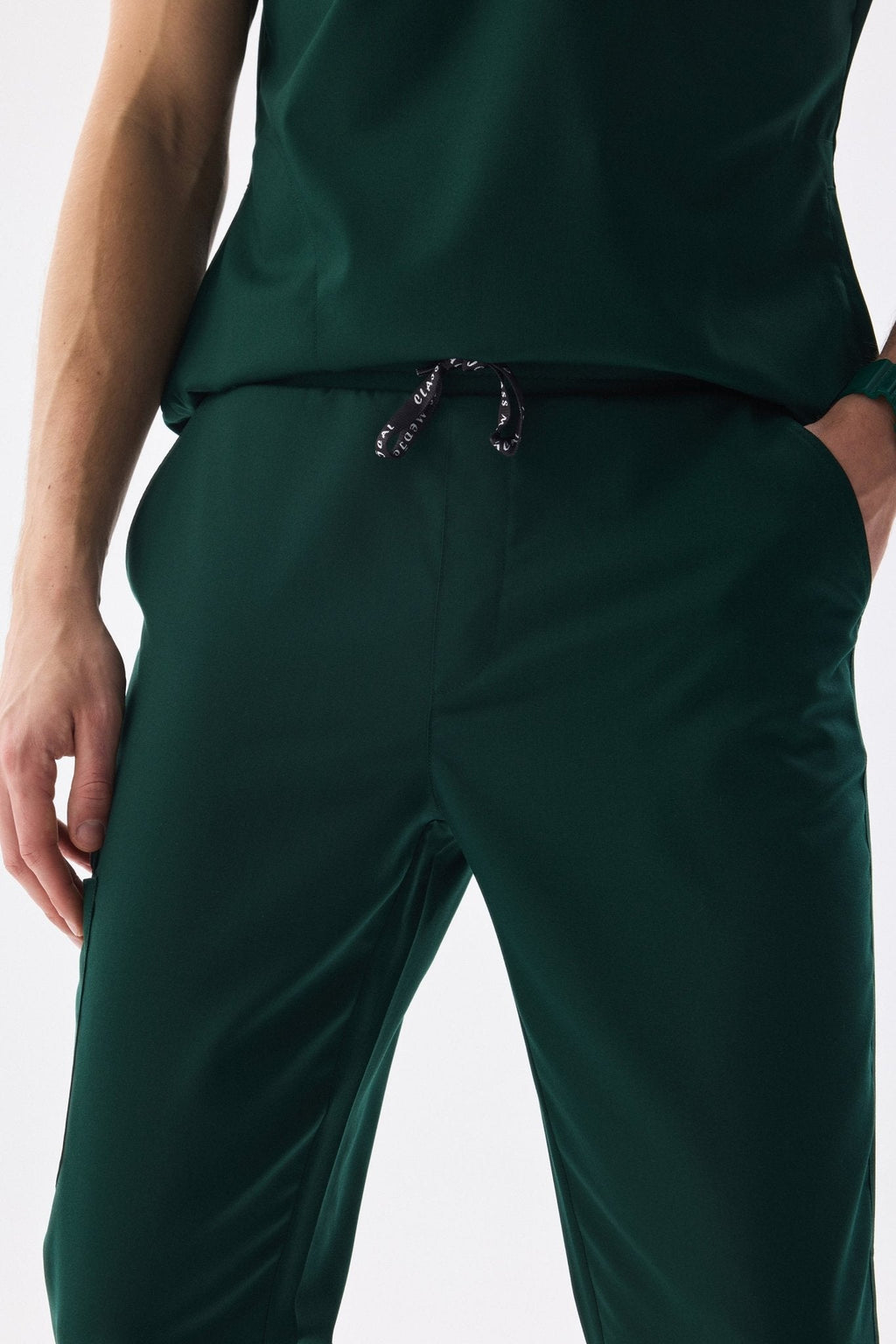 Erkek Polo Yaka Medikal Üniforma Takım Avcı Yeşili Likralı Doktor Hemşire Forması - Class ÜniformaMedikal Scrubs