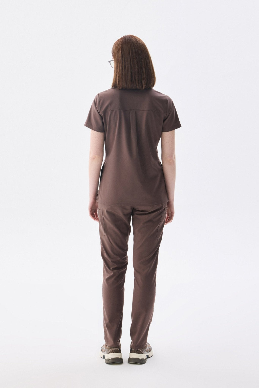 Polo Yaka Kahverengi Kadın Medikal Üniforma Scrubs - Class ÜniformaMedikal Scrubs