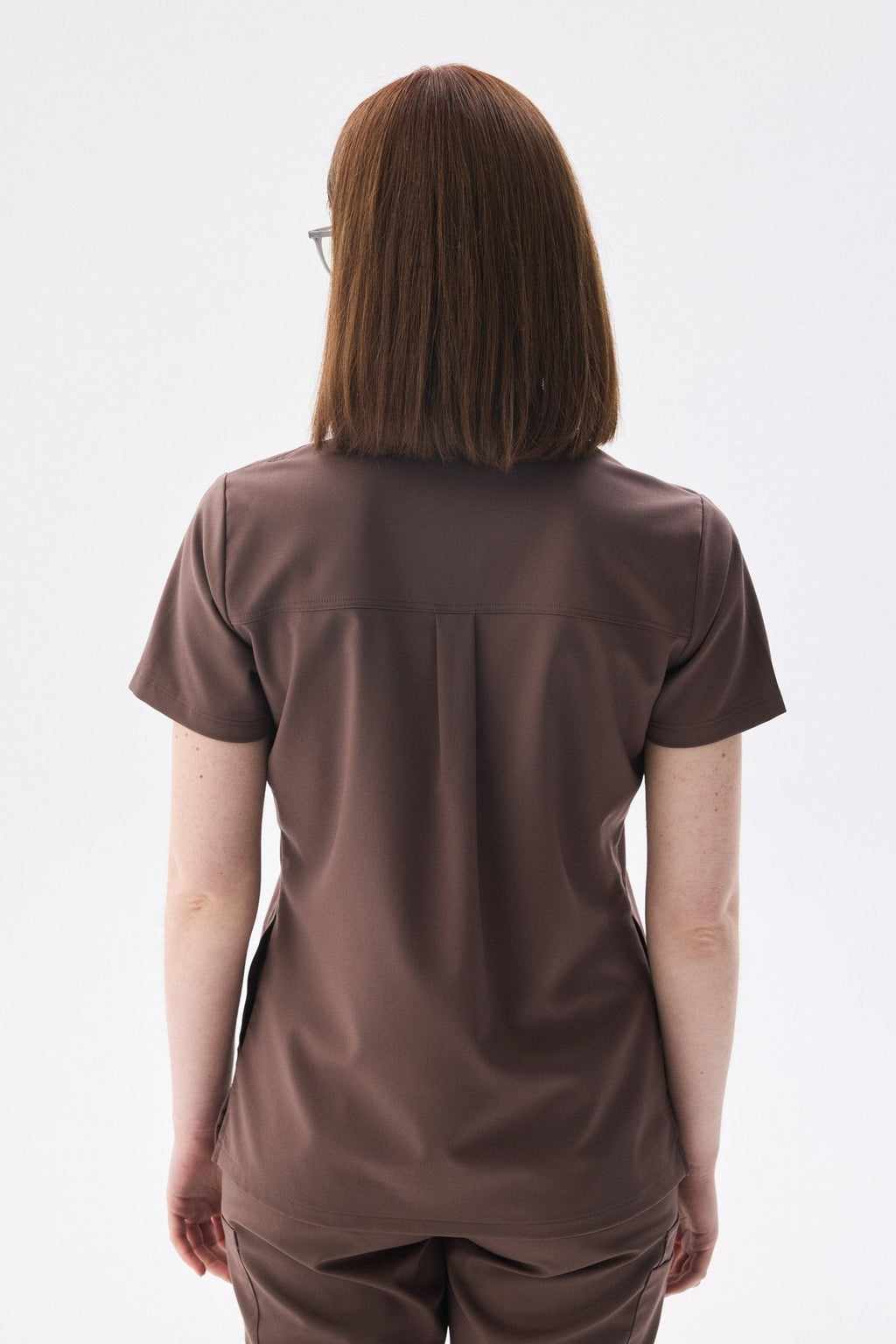 Polo Yaka Kahverengi Kadın Medikal Üniforma Scrubs - Class ÜniformaMedikal Scrubs