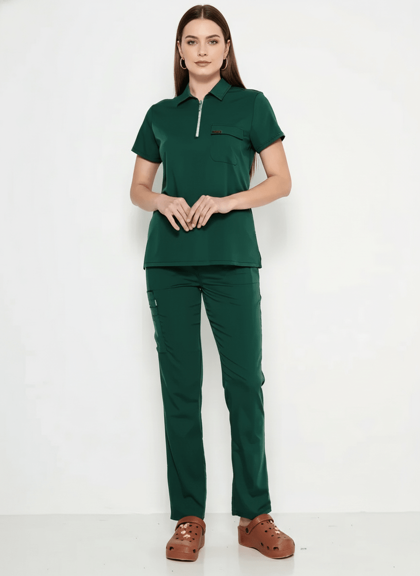 Polo Yaka Avcı Yeşili Kadın Medikal Üniforma Scrubs - Class ÜniformaMedikal Scrubs