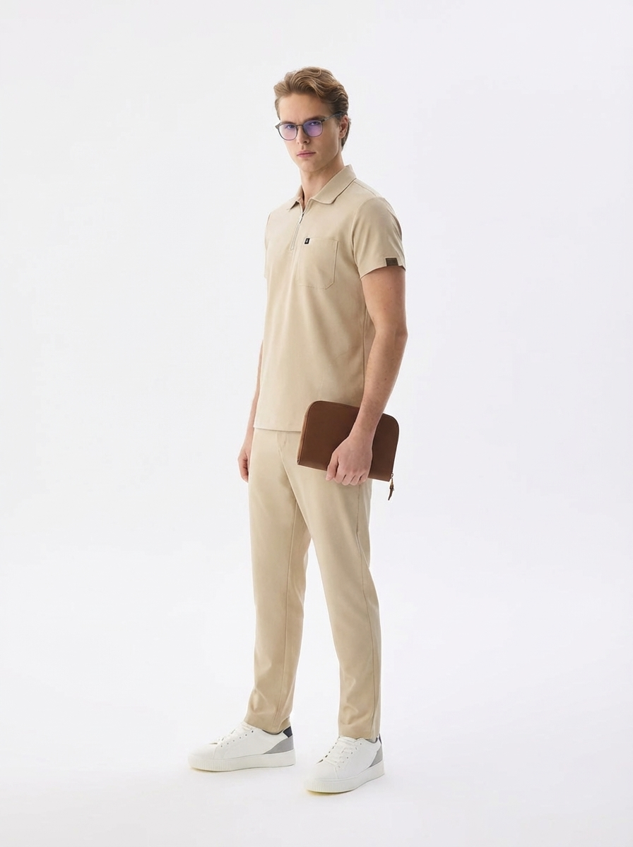 Unisex Yeni Yönetmeliğe Uygun Sağlık Teknisyeni Bej Polo Yaka Erkek Forması - Class ÜniformaMedikal Scrubs