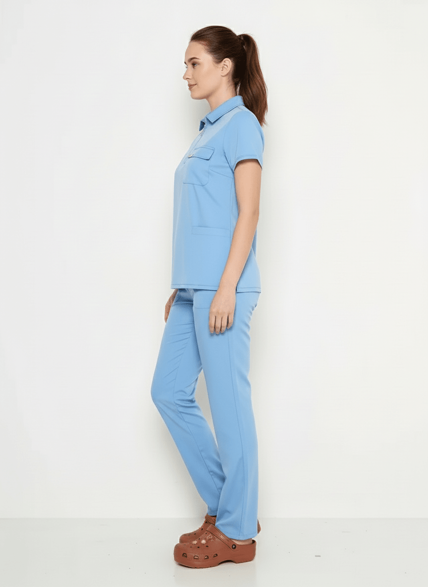 Polo Yaka Bebe Mavisi Kadın Medikal Üniforma Scrubs - Class ÜniformaMedikal Scrubs